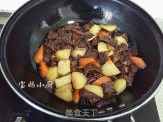 Stewed Beef Brisket with Potatoes recipe