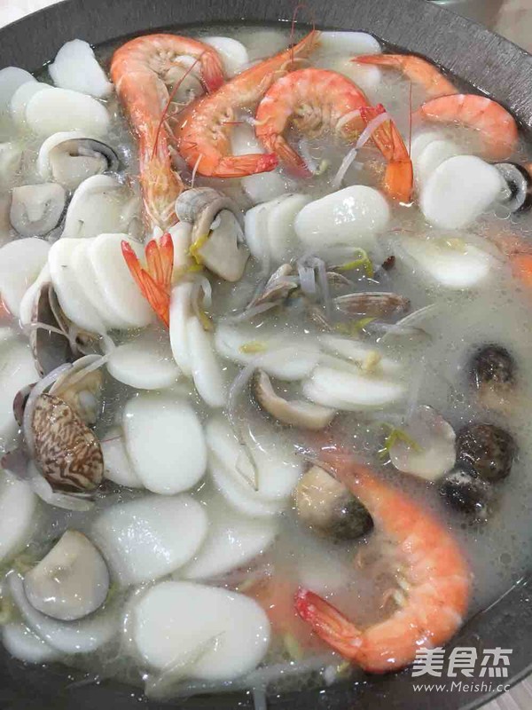 Seafood Soup Rice Cake recipe