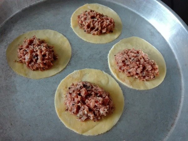 Carrot Meat and Egg Dumplings recipe