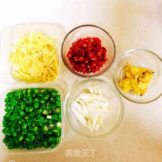 Brother Gou's Fresh Pepper Rabbit recipe