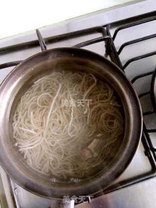Fried Noodles with Kimchi recipe