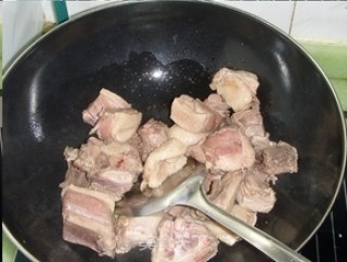 [enriching Calories in Early Winter] Stewed Duck with Potatoes recipe