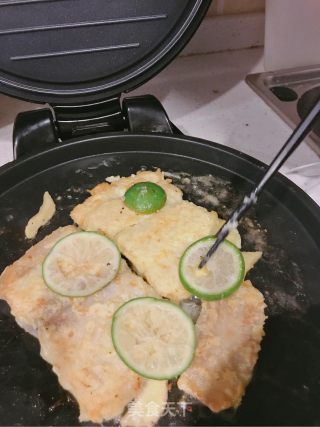 Fried Fish Steak with Black Pepper recipe