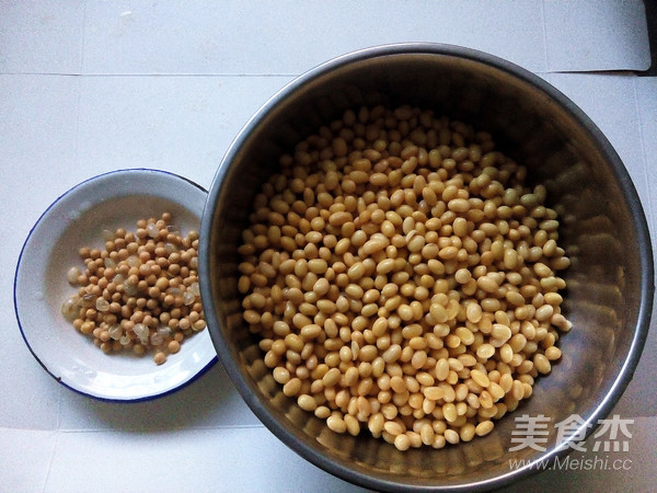 Little Soy Beans are Highly Nutritious-homemade Brine Tofu recipe