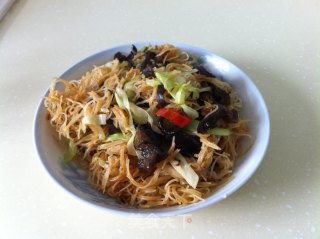 Stir-fried Rice Noodles with Cabbage recipe