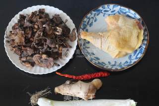Chicken Stewed Mushrooms (farmer Chai Chicken Hazel Mushroom Stewed Noodles) recipe