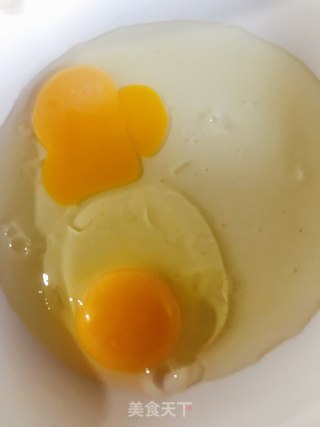 Fresh Soup with Chicken Leg Mushroom and Egg recipe