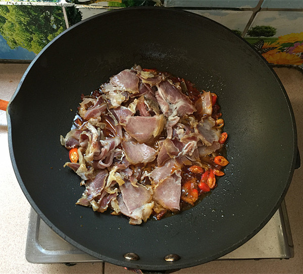 Stir-fried Cured Lean Pork with Mixed Vegetables recipe