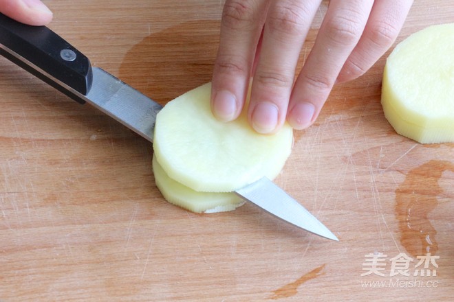 This Kind of Potato Kebab is Delicious Enough to Lick Your Fingers! recipe