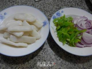 Stir-fried Rice Cake with Pepper and Onion recipe