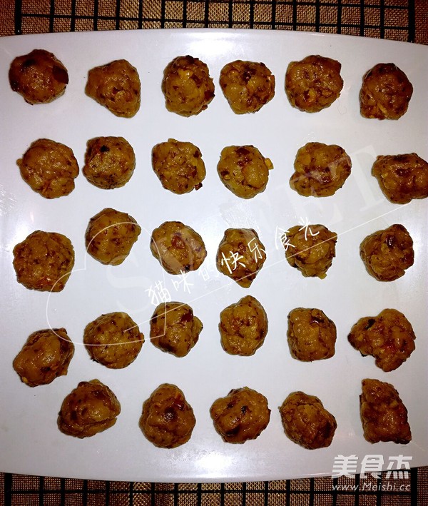 Brown Sugar, Red Dates and Walnut Cookies recipe