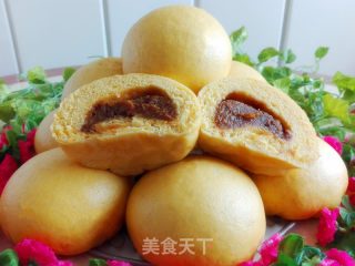 Pumpkin and Red Date Buns recipe