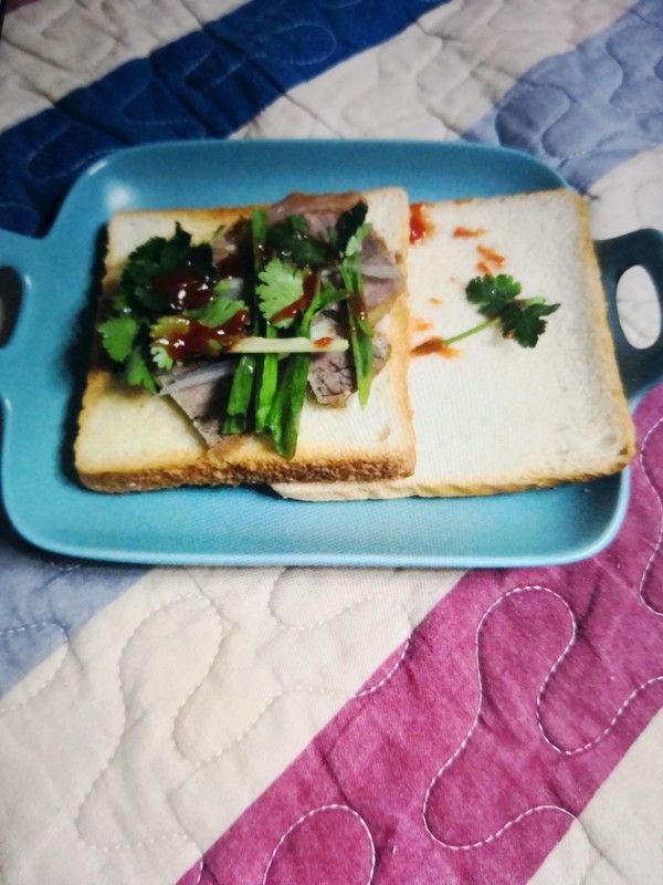 Toast with Meat recipe