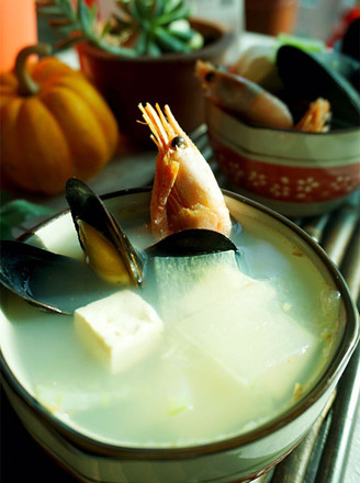 Winter Melon Seafood Soup recipe