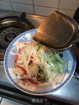 Fish Fillets in Scallion Oil recipe