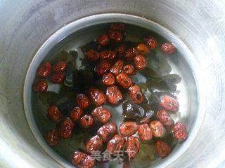 Red Date Black Fungus Soup recipe