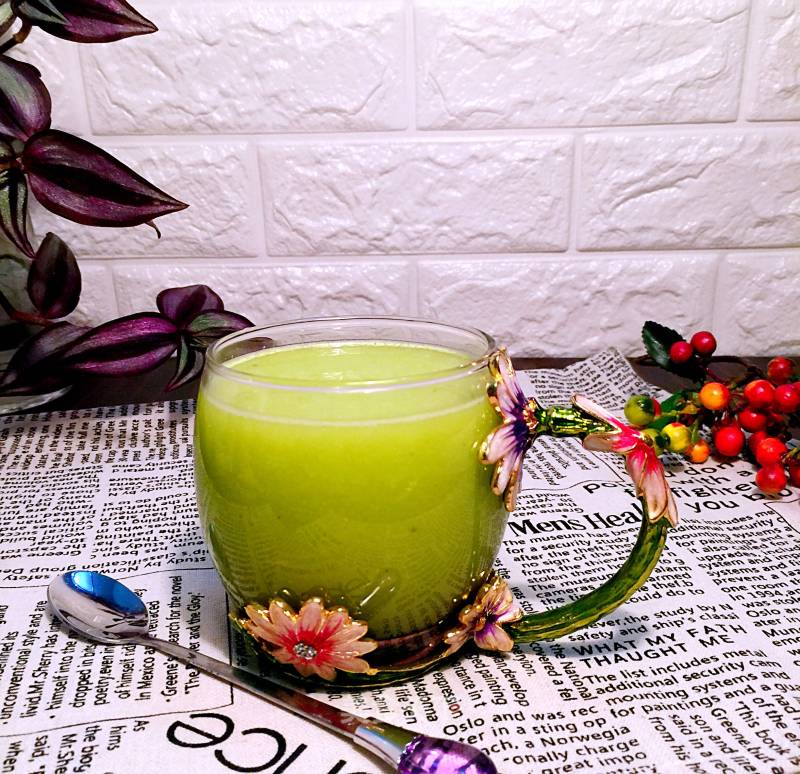 Kiwi Pear Juice recipe