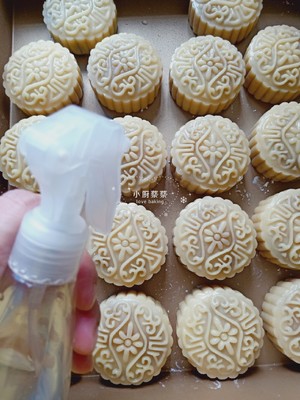 Cantonese-style Mooncakes❗with Detailed Explanations of Various Common Problems recipe