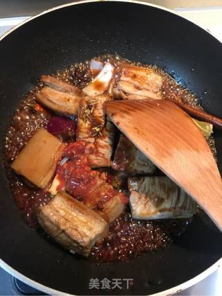 Delicious Non-greasy Pork Belly with Oil-free Sauce recipe