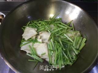 Griddle Thousand Page Tofu with Oyster Sauce recipe