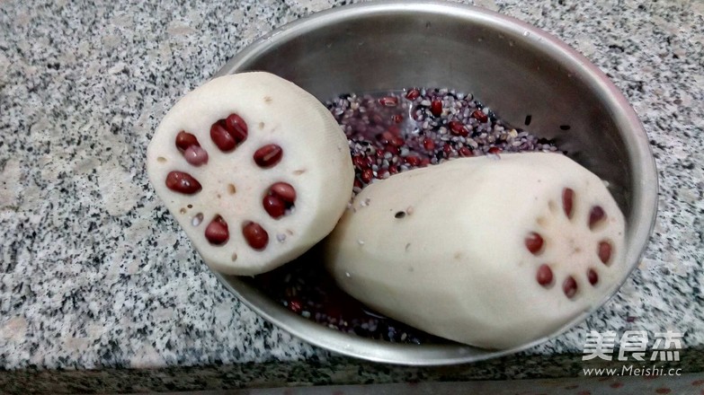 Lotus Root Five-flavor Porridge recipe