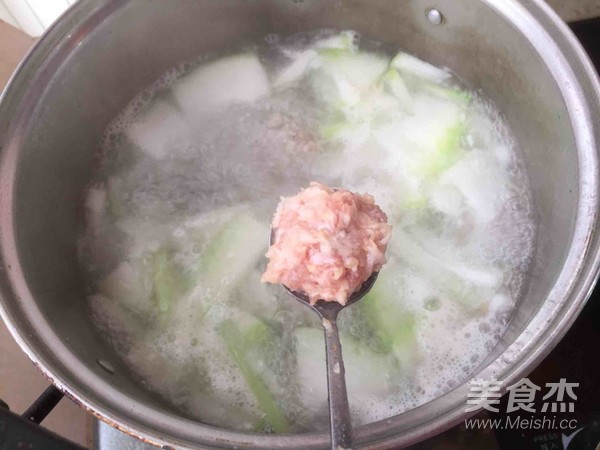 Winter Melon Meatball Soup recipe