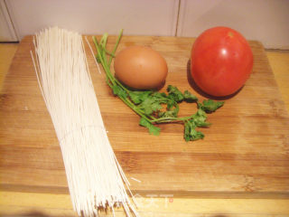 Noodles with Eggs and Tomatoes recipe