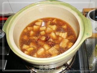 Braised Pork Belly with Chestnut and Dried Beans recipe