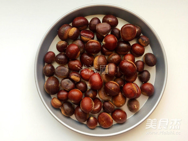 Roasted Chestnuts with The Most Beautiful Taste in Autumn recipe