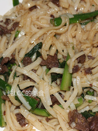 Stir-fried Beef River with Chinese Kale