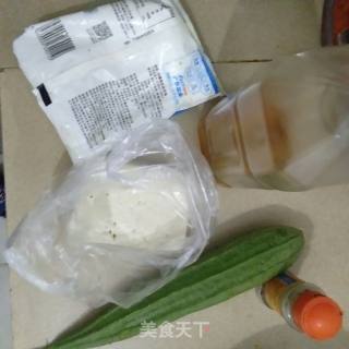 Tofu Roasted Loofah recipe