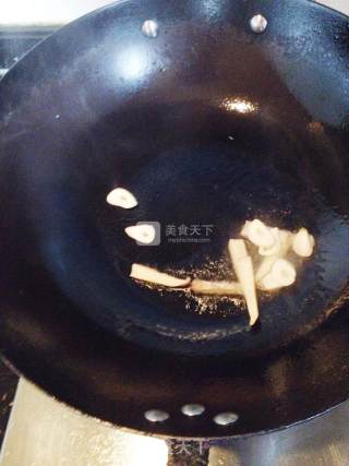 Sweet and Sour Yellow Croaker recipe