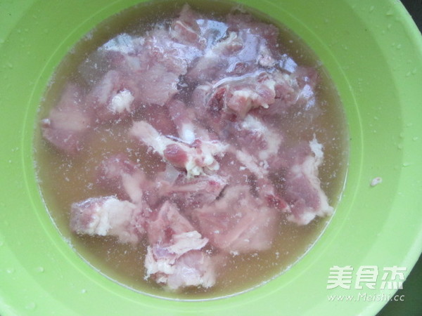 Lotus Root Pork Ribs Soup recipe