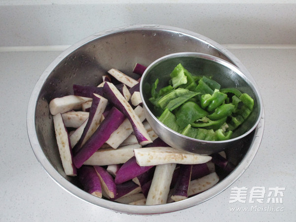 Eggplant Claypot with Garlic and Minced Meat recipe