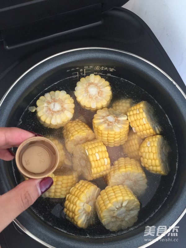 The Bowl of Bone Soup in My Memory recipe