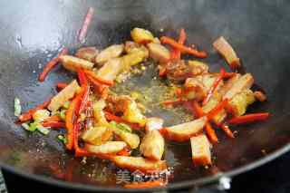 Stir-fried Pork with Red Amaranth recipe