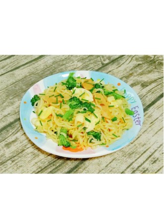 Stir-fried Cheese Noodles with Ham and Egg recipe