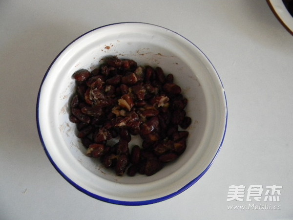 Candied Date Bean Paste Filling Mooncakes recipe