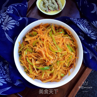 Spicy Green Pepper and Potato Shreds recipe