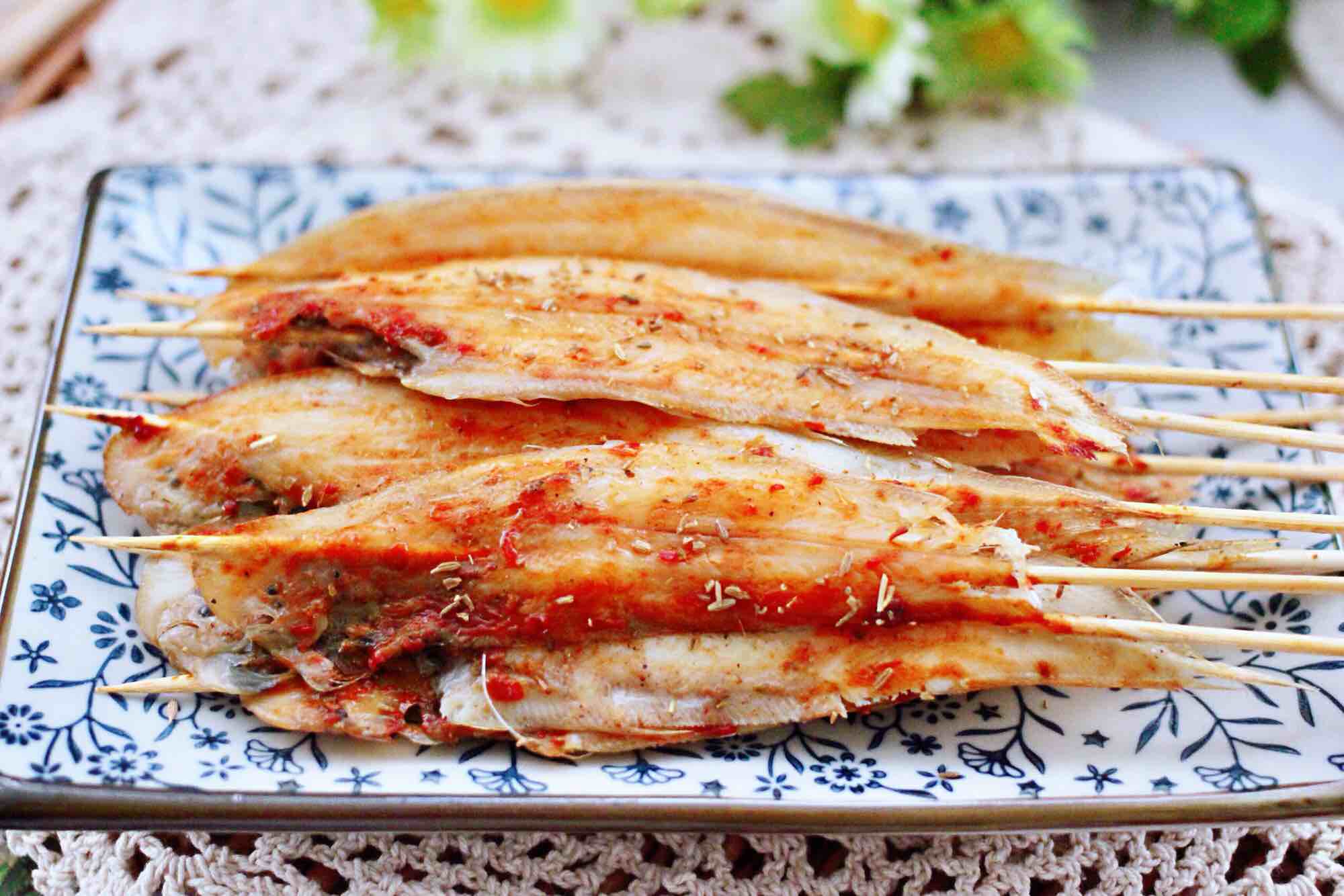 Grilled Tongue Fish with Spicy Sauce recipe