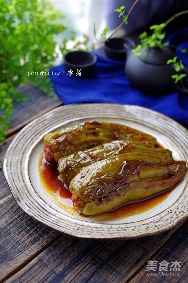 Sweet and Sour Green Pepper Stuffed with Meat recipe