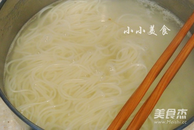 Old Beijing Talu Noodles is The Traditional Way of Eating Old Beijing Noodles recipe