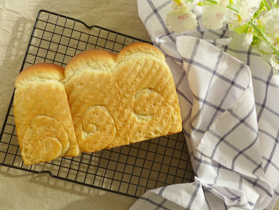 Whole Wheat Medium White Toast recipe