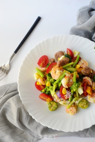 Fresh Shrimp Garden Salad recipe