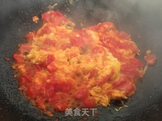 A Quick Dish Made in Ten Minutes-tomato Scrambled Eggs recipe