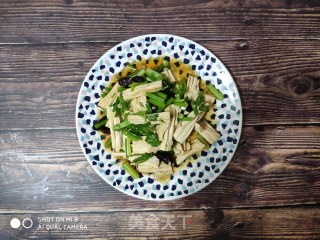 Yuba Celery Mixed with Fungus recipe