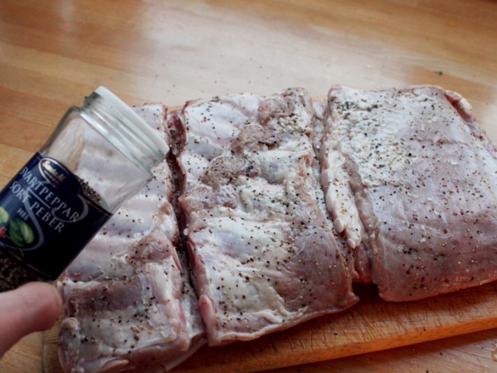 Norwegian Christmas Dinner Roasted Pork Ribs Ribbe Recipe - Simple ...