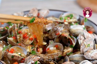 Flower Clam Vermicelli in Clay Pot recipe