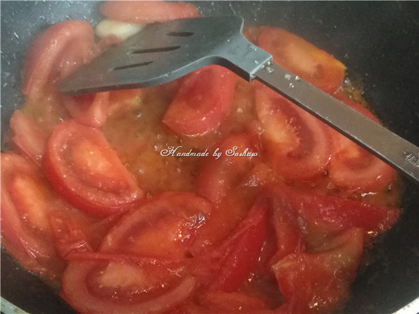 Braised Pork Noodles with Tomato recipe