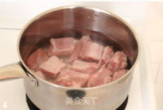 White Radish and Wolfberry Pork Ribs Soup recipe